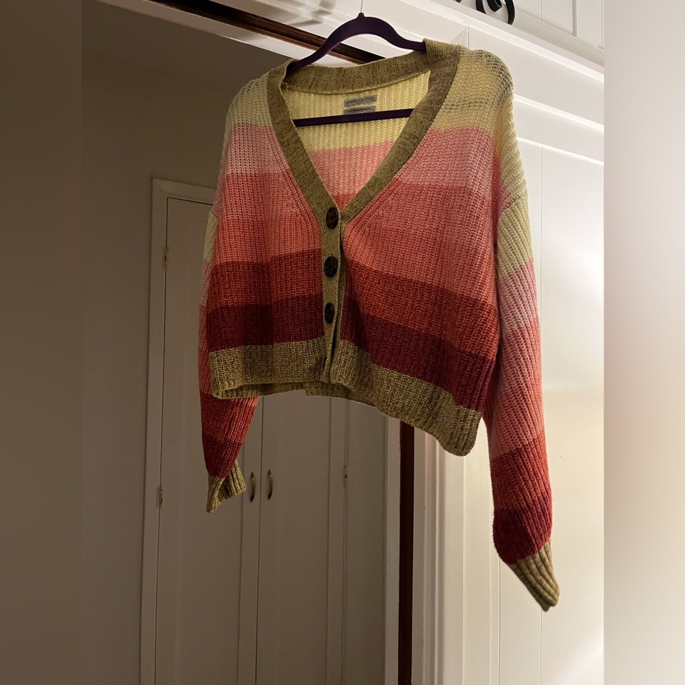 Cropped sweater